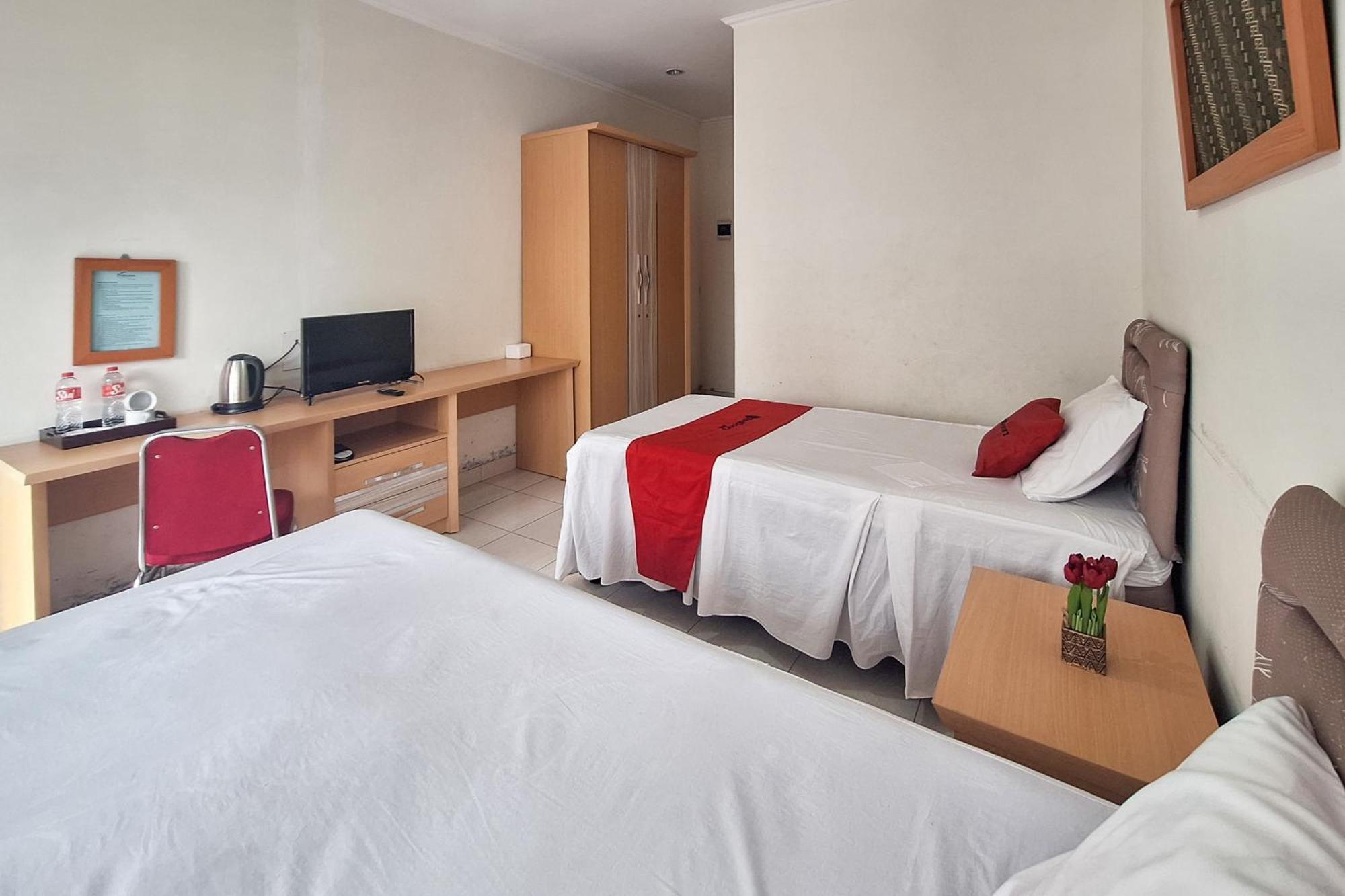 Reddoorz Resort At Tridaya Cisarua Puncak المظهر الخارجي الصورة