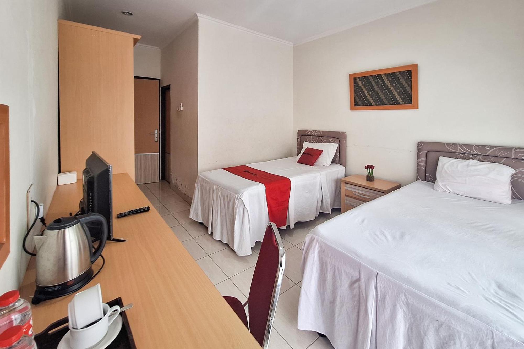 Reddoorz Resort At Tridaya Cisarua Puncak المظهر الخارجي الصورة