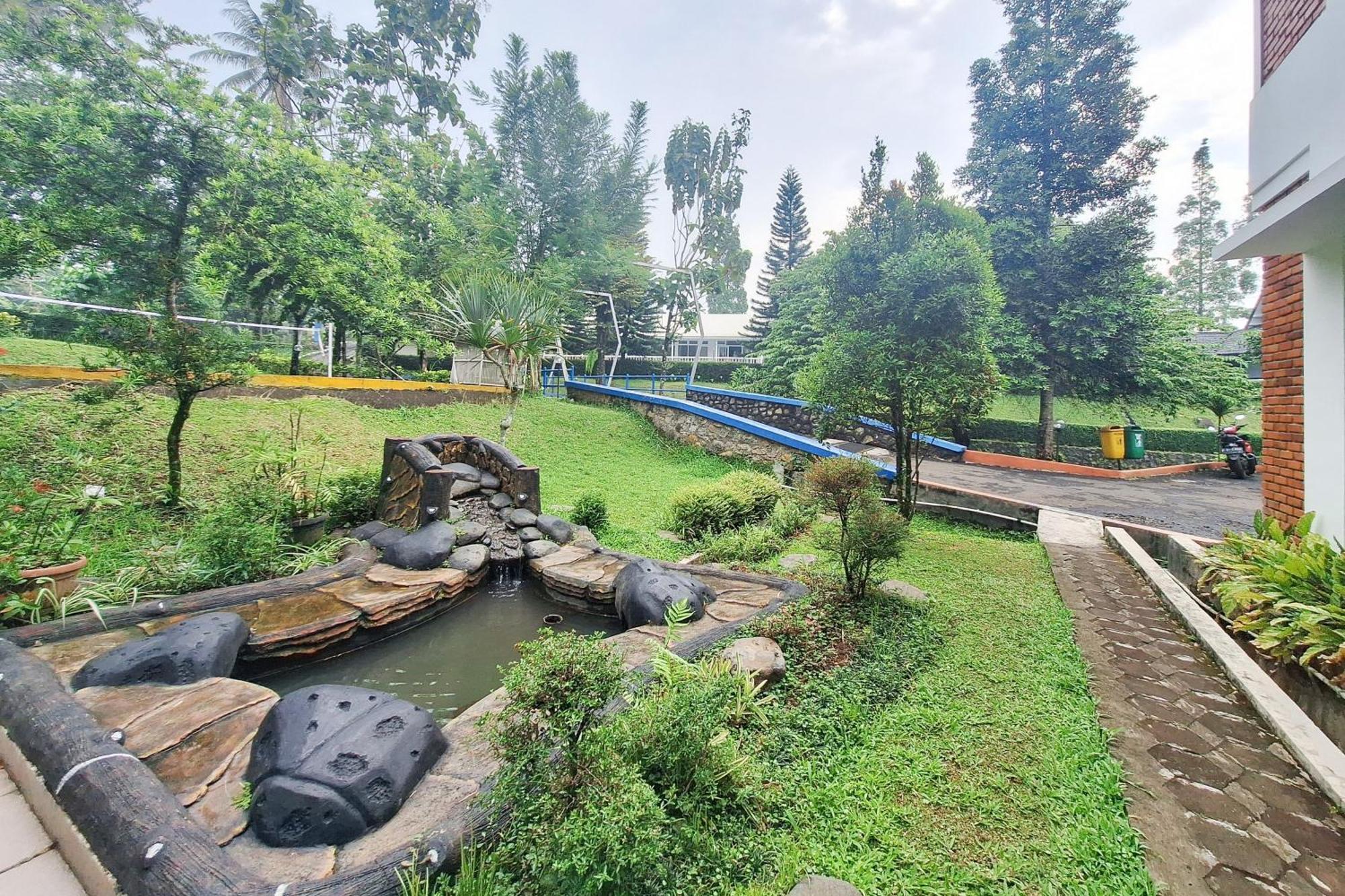 Reddoorz Resort At Tridaya Cisarua Puncak المظهر الخارجي الصورة